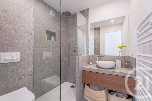 Appartement F3 à vendre - 3 pièces - 67.32 m2 - NICE - 06 - PROVENCE-ALPES-COTE-D-AZUR - Century 21 Lafage Transactions