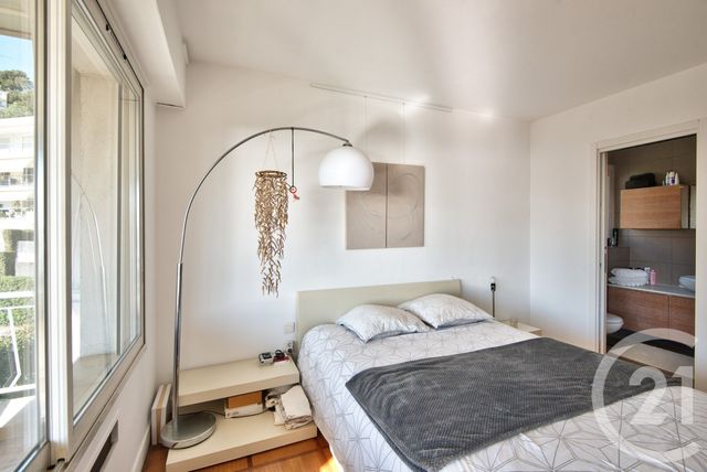 Appartement F3 à vendre - 3 pièces - 74.64 m2 - VILLEFRANCHE SUR MER - 06 - PROVENCE-ALPES-COTE-D-AZUR - Century 21 Lafage Transactions