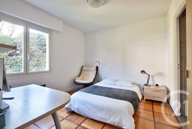 Appartement F3 à vendre - 3 pièces - 74.64 m2 - VILLEFRANCHE SUR MER - 06 - PROVENCE-ALPES-COTE-D-AZUR - Century 21 Lafage Transactions