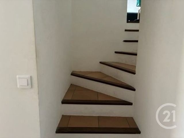 Appartement F3 à louer - 3 pièces - 56.02 m2 - GRASSE - 06 - PROVENCE-ALPES-COTE-D-AZUR - Century 21 Lafage Transactions