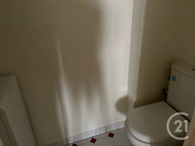 Appartement F3 à louer - 3 pièces - 56.02 m2 - GRASSE - 06 - PROVENCE-ALPES-COTE-D-AZUR - Century 21 Lafage Transactions