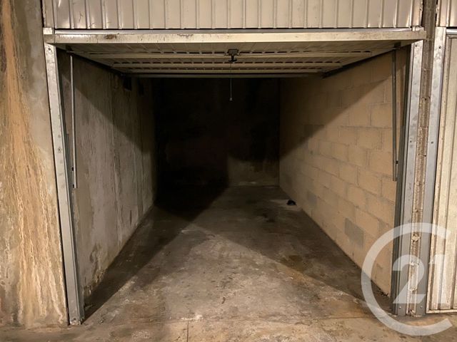 parking - LE CANNET - 06