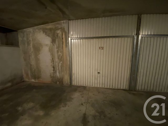 parking à louer - 12.0 m2 - LE CANNET - 06 - PROVENCE-ALPES-COTE-D-AZUR - Century 21 Lafage Transactions