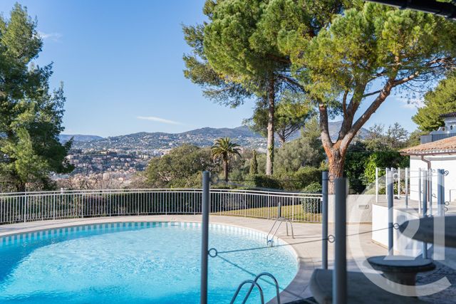 Appartement F3 à vendre - 3 pièces - 82.2 m2 - NICE - 06 - PROVENCE-ALPES-COTE-D-AZUR - Century 21 Lafage Transactions