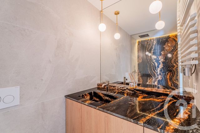 Appartement F3 à vendre - 3 pièces - 82.2 m2 - NICE - 06 - PROVENCE-ALPES-COTE-D-AZUR - Century 21 Lafage Transactions