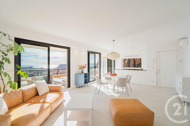 Appartement F3 à vendre - 3 pièces - 82.2 m2 - NICE - 06 - PROVENCE-ALPES-COTE-D-AZUR - Century 21 Lafage Transactions
