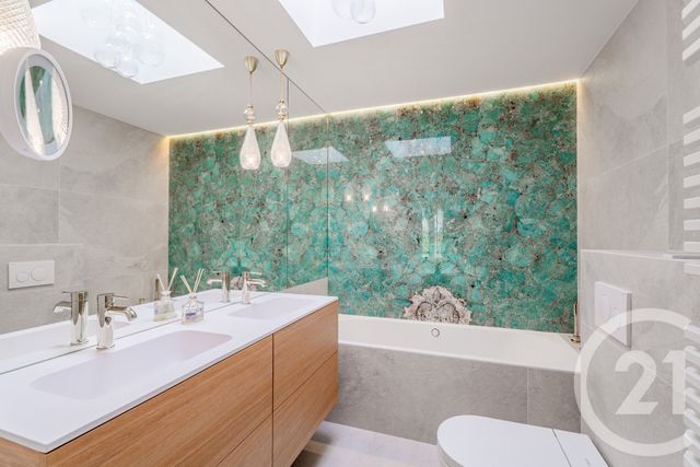 Appartement F3 à vendre - 3 pièces - 82.2 m2 - NICE - 06 - PROVENCE-ALPES-COTE-D-AZUR - Century 21 Lafage Transactions