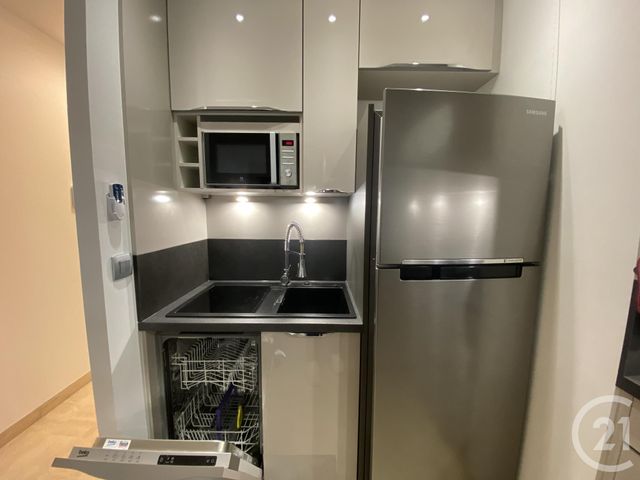 Appartement Studio à louer - 1 pièce - 25.0 m2 - NICE - 06 - PROVENCE-ALPES-COTE-D-AZUR - Century 21 Lafage Transactions