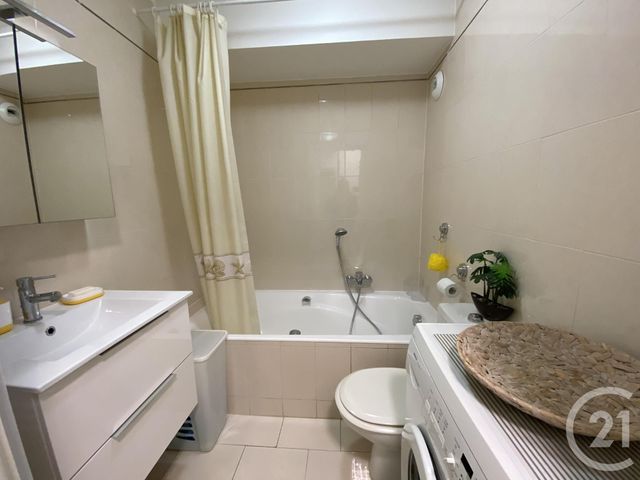 Appartement Studio à louer - 1 pièce - 25.0 m2 - NICE - 06 - PROVENCE-ALPES-COTE-D-AZUR - Century 21 Lafage Transactions
