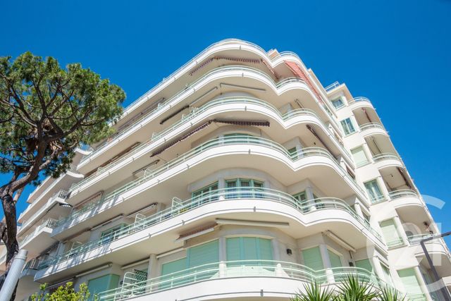 Appartement F3 à vendre - 4 pièces - 122.0 m2 - NICE - 06 - PROVENCE-ALPES-COTE-D-AZUR - Century 21 Lafage Transactions