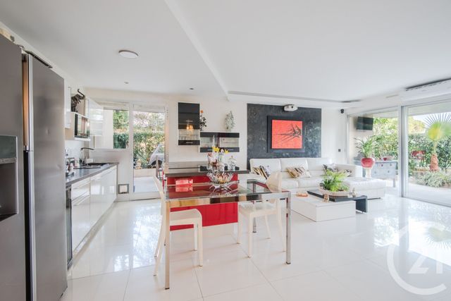 Appartement F3 à vendre - 3 pièces - 69.2 m2 - NICE - 06 - PROVENCE-ALPES-COTE-D-AZUR - Century 21 Lafage Transactions
