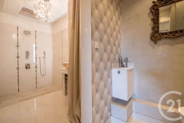 Appartement F3 à vendre - 3 pièces - 69.2 m2 - NICE - 06 - PROVENCE-ALPES-COTE-D-AZUR - Century 21 Lafage Transactions