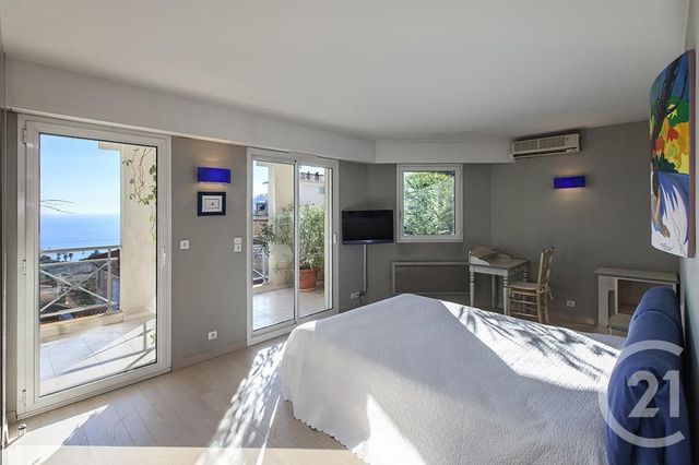 Appartement F4 à louer - 4 pièces - 130.24 m2 - VILLEFRANCHE SUR MER - 06 - PROVENCE-ALPES-COTE-D-AZUR - Century 21 Lafage Transactions