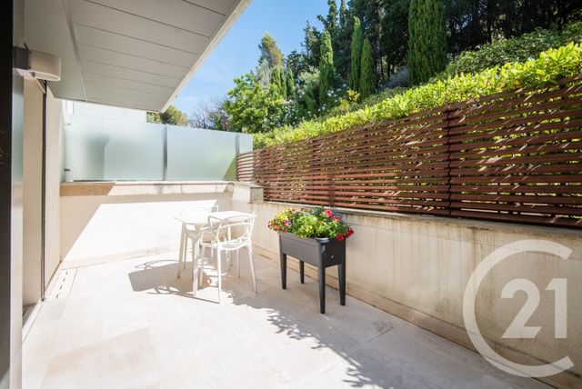 Appartement F3 à vendre - 3 pièces - 63.42 m2 - VILLEFRANCHE SUR MER - 06 - PROVENCE-ALPES-COTE-D-AZUR - Century 21 Lafage Transactions