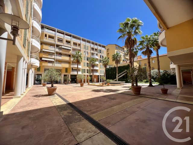 Appartement F3 à louer - 3 pièces - 71.21 m2 - NICE - 06 - PROVENCE-ALPES-COTE-D-AZUR - Century 21 Lafage Transactions