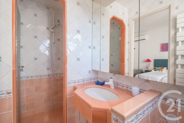 maison à louer - 9 pièces - 254.0 m2 - ST JEAN CAP FERRAT - 06 - PROVENCE-ALPES-COTE-D-AZUR - Century 21 Lafage Transactions