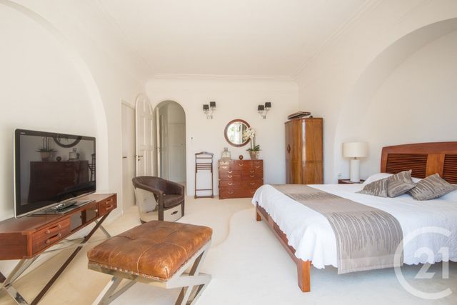 maison à louer - 9 pièces - 254.0 m2 - ST JEAN CAP FERRAT - 06 - PROVENCE-ALPES-COTE-D-AZUR - Century 21 Lafage Transactions