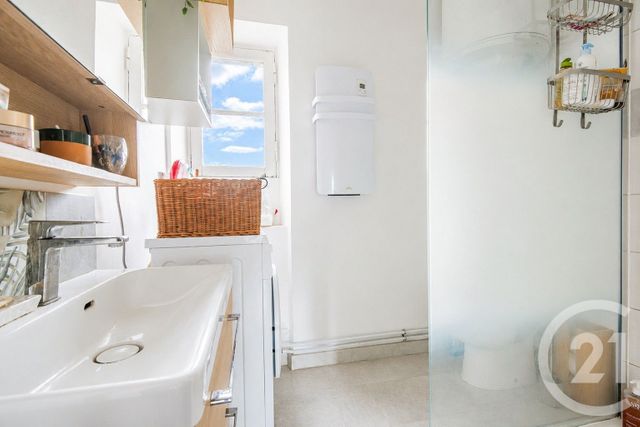 Appartement F3 à vendre - 3 pièces - 48.41 m2 - NICE - 06 - PROVENCE-ALPES-COTE-D-AZUR - Century 21 Lafage Transactions