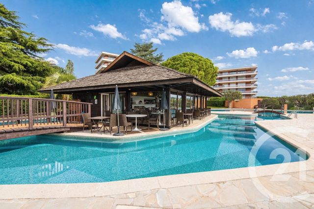 Appartement Studio à vendre - 1 pièce - 31.53 m2 - NICE - 06 - PROVENCE-ALPES-COTE-D-AZUR - Century 21 Lafage Transactions