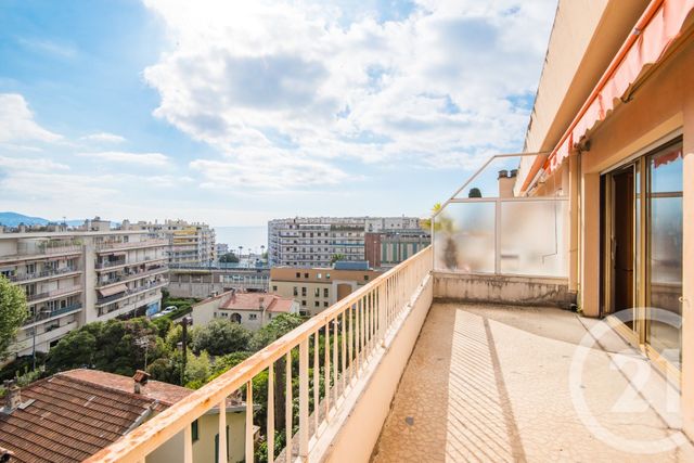Appartement F4 à vendre - 4 pièces - 92.34 m2 - NICE - 06 - PROVENCE-ALPES-COTE-D-AZUR - Century 21 Lafage Transactions