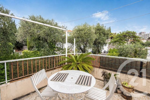 Appartement F4 à vendre - 4 pièces - 92.34 m2 - NICE - 06 - PROVENCE-ALPES-COTE-D-AZUR - Century 21 Lafage Transactions