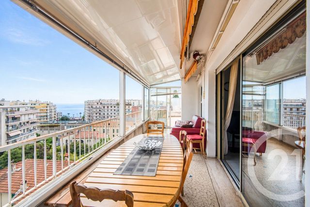 Appartement F4 à vendre - 4 pièces - 92.34 m2 - NICE - 06 - PROVENCE-ALPES-COTE-D-AZUR - Century 21 Lafage Transactions