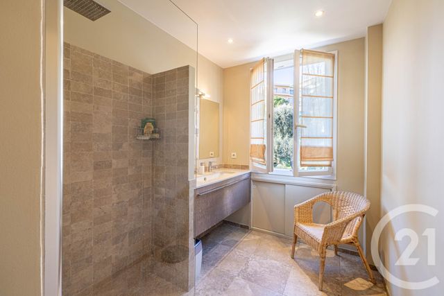 Appartement F6 à vendre - 6 pièces - 165.0 m2 - NICE - 06 - PROVENCE-ALPES-COTE-D-AZUR - Century 21 Lafage Transactions