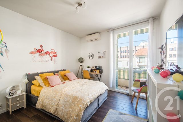 Appartement F4 à vendre - 4 pièces - 82.5 m2 - NICE - 06 - PROVENCE-ALPES-COTE-D-AZUR - Century 21 Lafage Transactions