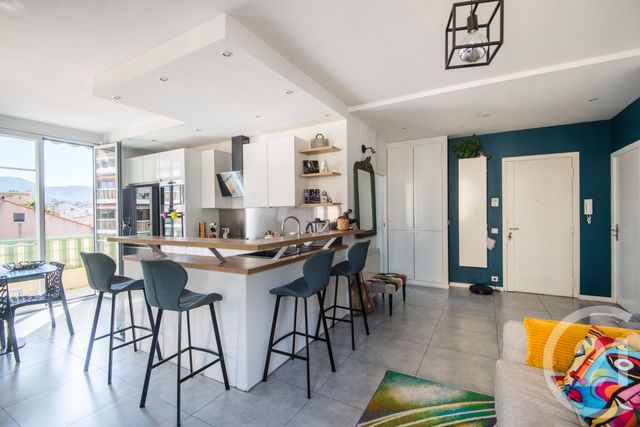 Appartement F4 à vendre - 4 pièces - 82.5 m2 - NICE - 06 - PROVENCE-ALPES-COTE-D-AZUR - Century 21 Lafage Transactions