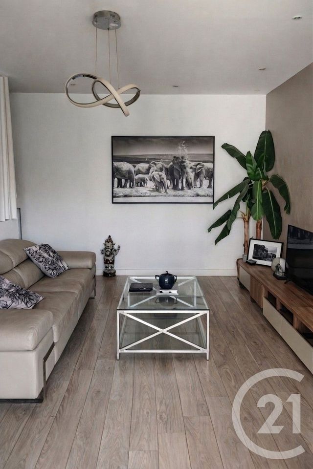 Appartement F2 à louer - 2 pièces - 44.83 m2 - NICE - 06 - PROVENCE-ALPES-COTE-D-AZUR - Century 21 Lafage Transactions