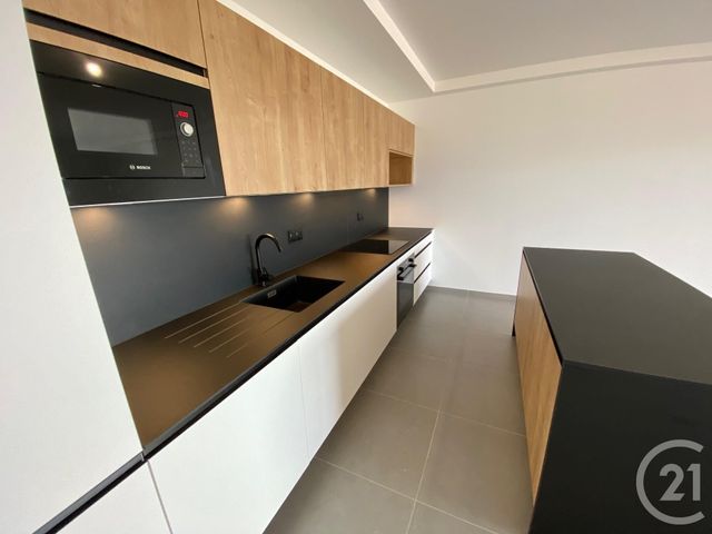 Appartement F3 à louer - 3 pièces - 78.0 m2 - NICE - 06 - PROVENCE-ALPES-COTE-D-AZUR - Century 21 Lafage Transactions