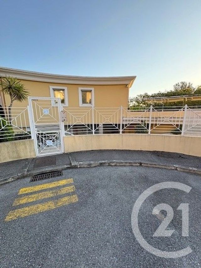 parking à vendre - 10.0 m2 - NICE - 06 - PROVENCE-ALPES-COTE-D-AZUR - Century 21 Lafage Transactions