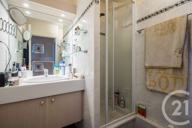 Appartement F4 à vendre - 4 pièces - 104.36 m2 - NICE - 06 - PROVENCE-ALPES-COTE-D-AZUR - Century 21 Lafage Transactions