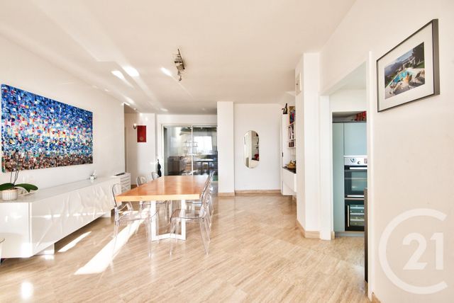 Appartement F4 à louer - 4 pièces - 155.77 m2 - NICE - 06 - PROVENCE-ALPES-COTE-D-AZUR - Century 21 Lafage Transactions