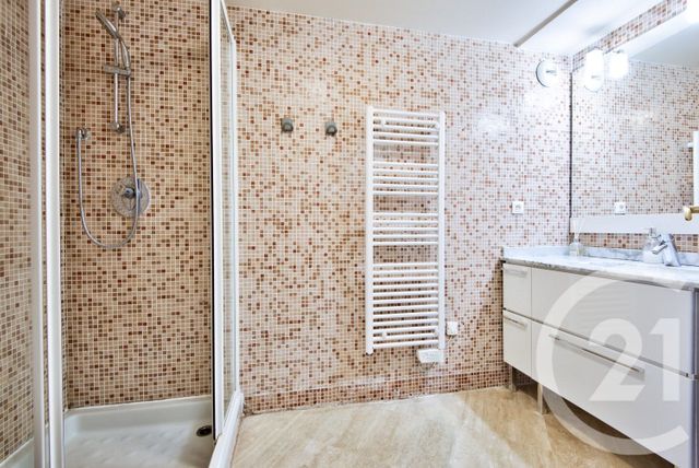 Appartement F4 à louer - 4 pièces - 155.77 m2 - NICE - 06 - PROVENCE-ALPES-COTE-D-AZUR - Century 21 Lafage Transactions