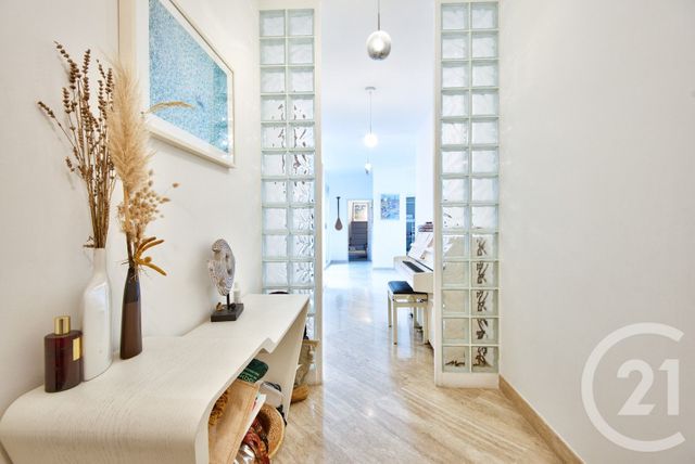 Appartement F4 à louer - 4 pièces - 155.77 m2 - NICE - 06 - PROVENCE-ALPES-COTE-D-AZUR - Century 21 Lafage Transactions