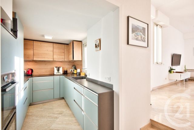 Appartement F4 à louer - 4 pièces - 155.77 m2 - NICE - 06 - PROVENCE-ALPES-COTE-D-AZUR - Century 21 Lafage Transactions