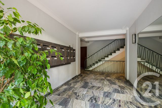 Appartement F3 à vendre - 3 pièces - 69.12 m2 - NICE - 06 - PROVENCE-ALPES-COTE-D-AZUR - Century 21 Lafage Transactions