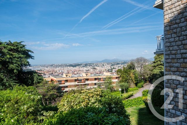 Appartement F3 à vendre - 3 pièces - 69.12 m2 - NICE - 06 - PROVENCE-ALPES-COTE-D-AZUR - Century 21 Lafage Transactions
