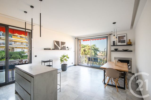 Appartement F3 à vendre - 3 pièces - 69.12 m2 - NICE - 06 - PROVENCE-ALPES-COTE-D-AZUR - Century 21 Lafage Transactions