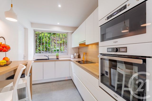 Appartement F4 à vendre - 4 pièces - 105.51 m2 - VILLEFRANCHE SUR MER - 06 - PROVENCE-ALPES-COTE-D-AZUR - Century 21 Lafage Transactions