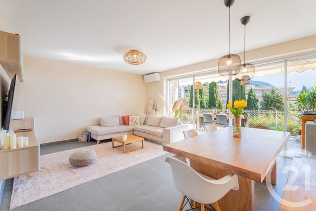 Appartement F4 à vendre - 4 pièces - 105.51 m2 - VILLEFRANCHE SUR MER - 06 - PROVENCE-ALPES-COTE-D-AZUR - Century 21 Lafage Transactions