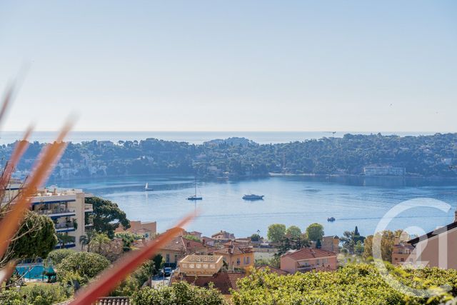 Appartement F4 à vendre - 4 pièces - 105.51 m2 - VILLEFRANCHE SUR MER - 06 - PROVENCE-ALPES-COTE-D-AZUR - Century 21 Lafage Transactions