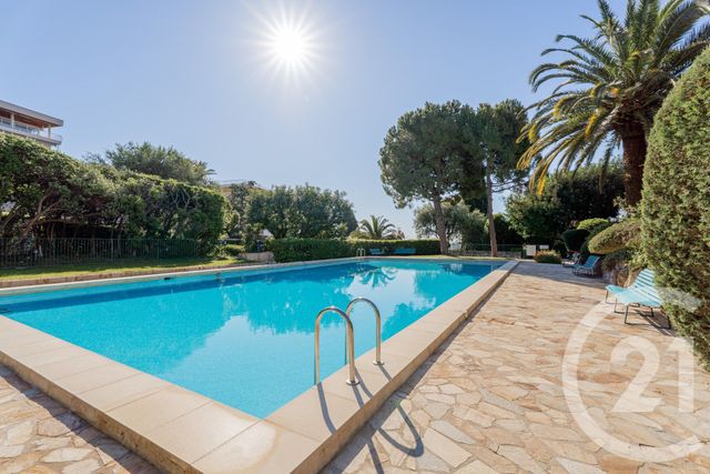 Appartement F4 à vendre - 4 pièces - 105.51 m2 - VILLEFRANCHE SUR MER - 06 - PROVENCE-ALPES-COTE-D-AZUR - Century 21 Lafage Transactions