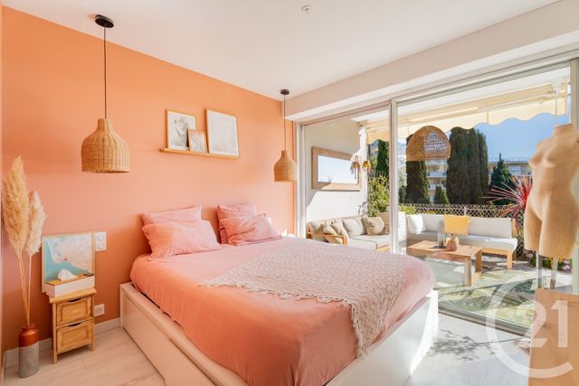 Appartement F4 à vendre - 4 pièces - 105.51 m2 - VILLEFRANCHE SUR MER - 06 - PROVENCE-ALPES-COTE-D-AZUR - Century 21 Lafage Transactions