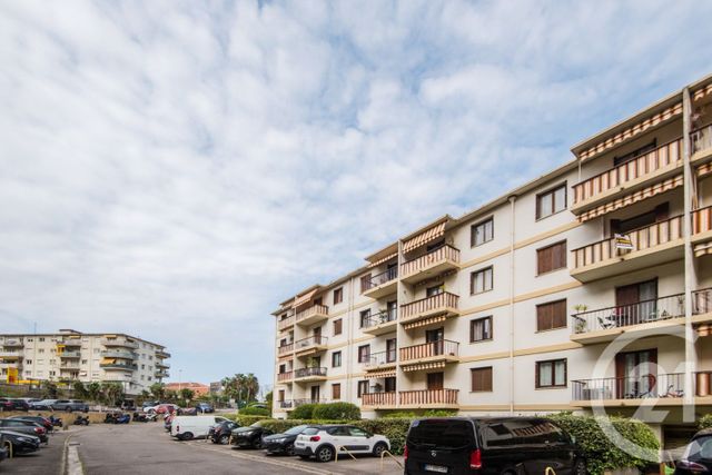 Appartement F3 à louer - 3 pièces - 56.13 m2 - NICE - 06 - PROVENCE-ALPES-COTE-D-AZUR - Century 21 Lafage Transactions