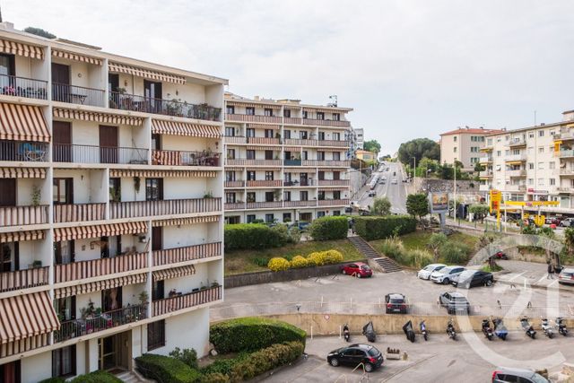 Appartement F3 à louer - 3 pièces - 56.13 m2 - NICE - 06 - PROVENCE-ALPES-COTE-D-AZUR - Century 21 Lafage Transactions