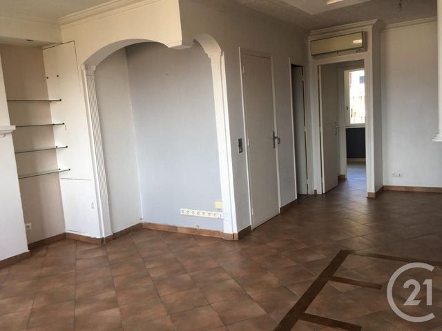 Appartement F3 à louer - 3 pièces - 56.13 m2 - NICE - 06 - PROVENCE-ALPES-COTE-D-AZUR - Century 21 Lafage Transactions