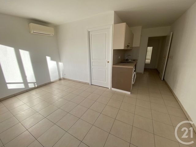 Appartement F1 bis à louer - 2 pièces - 33.35 m2 - NICE - 06 - PROVENCE-ALPES-COTE-D-AZUR - Century 21 Lafage Transactions