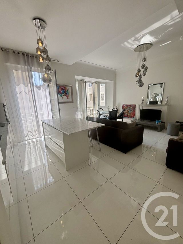 Appartement F3 à louer - 3 pièces - 73.92 m2 - NICE - 06 - PROVENCE-ALPES-COTE-D-AZUR - Century 21 Lafage Transactions